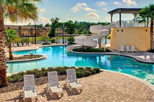 companyPhotoUrl1 by Regal Oaks Resort