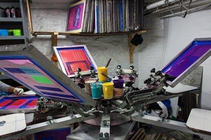  by T-Shirt Express