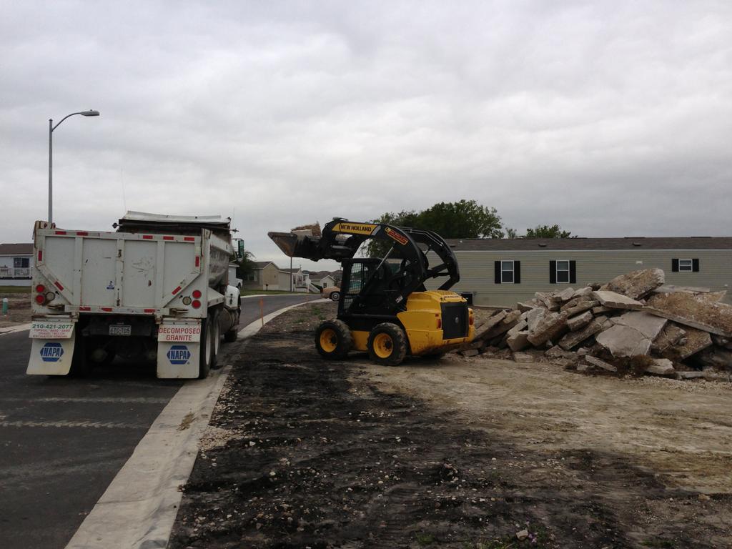 IMG_0050 by " CITIHAUL " TOPSOIL / SAND /  GRAVEL / MULCH / HAUL OFF