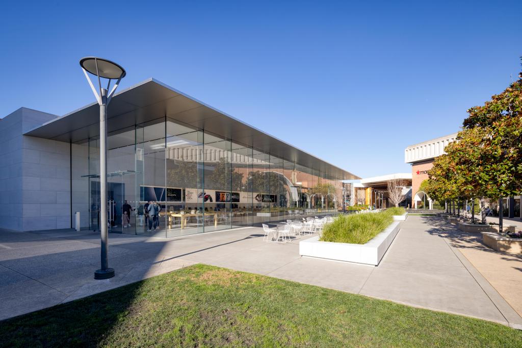  by Stanford Shopping Center