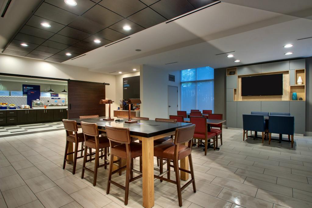  by Holiday Inn Express Lexington North-Georgetown by IHG
