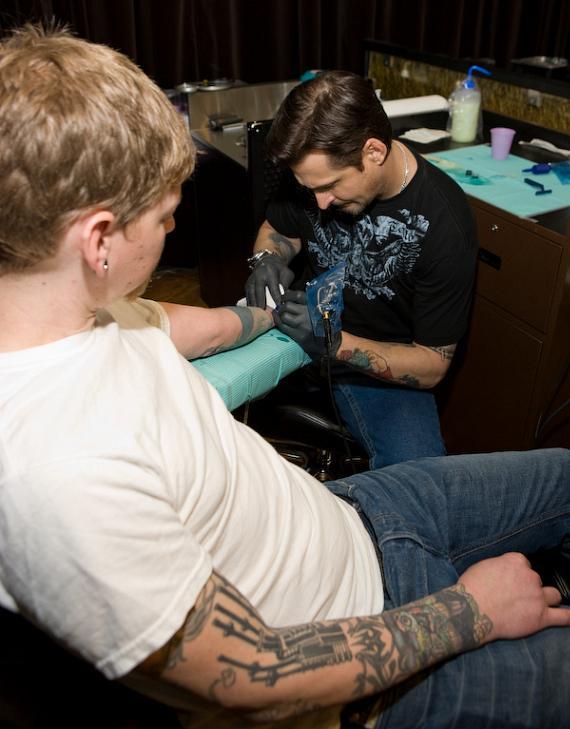 Pictures for CLUB TATTOO GLENDALE TATTOO AND PIERCING SHOPS in