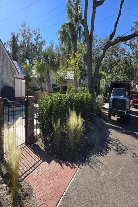  by Premium Landscaping Inc.