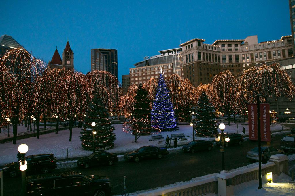 Holiday Inn St. Paul Downtown, an IHG Hotel Saint Paul MN 55102 6512251515