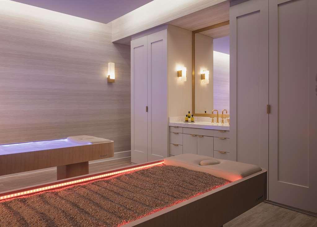 Recreational Facility by Waldorf Astoria Orlando - An Official Walt Disney World Hotel