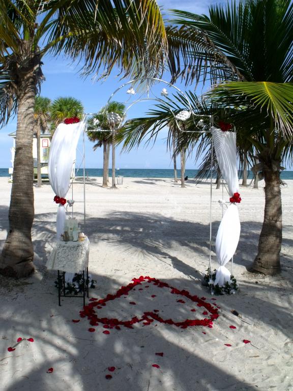 Key Biscayne Beach Wedding The Best Beaches In World Beach Wedding Crandon Park Key Biscayne Fl From