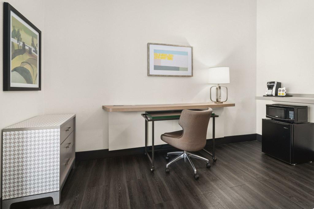  by Holiday Inn & Suites Bothell by IHG