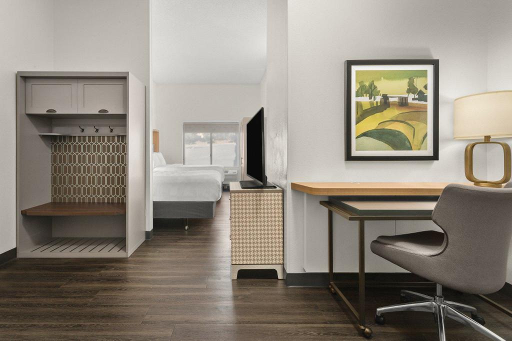  by Holiday Inn & Suites Bothell by IHG
