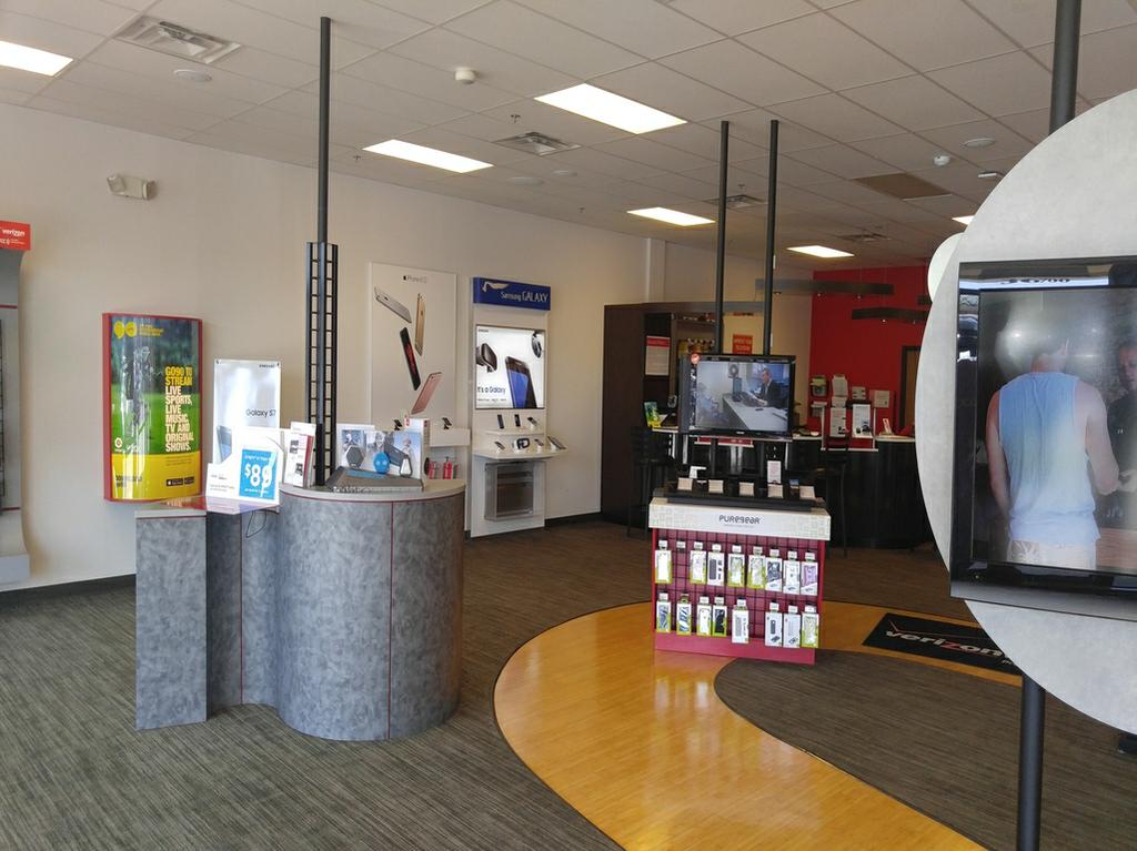 Verizon Authorized Retailer TCC Cobleskill NY 12043 5182343645