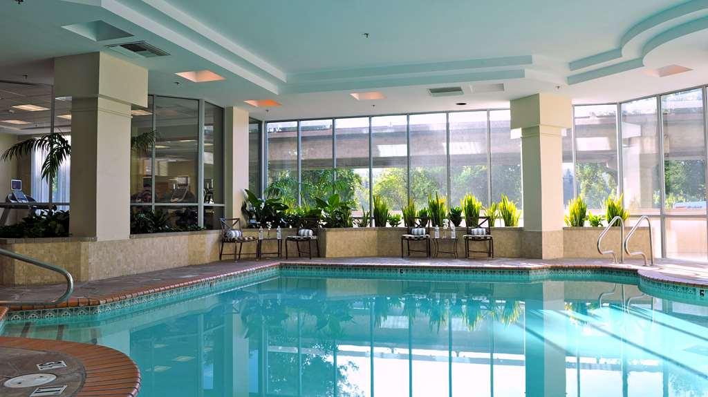 Pool by Embassy Suites by Hilton Walnut Creek