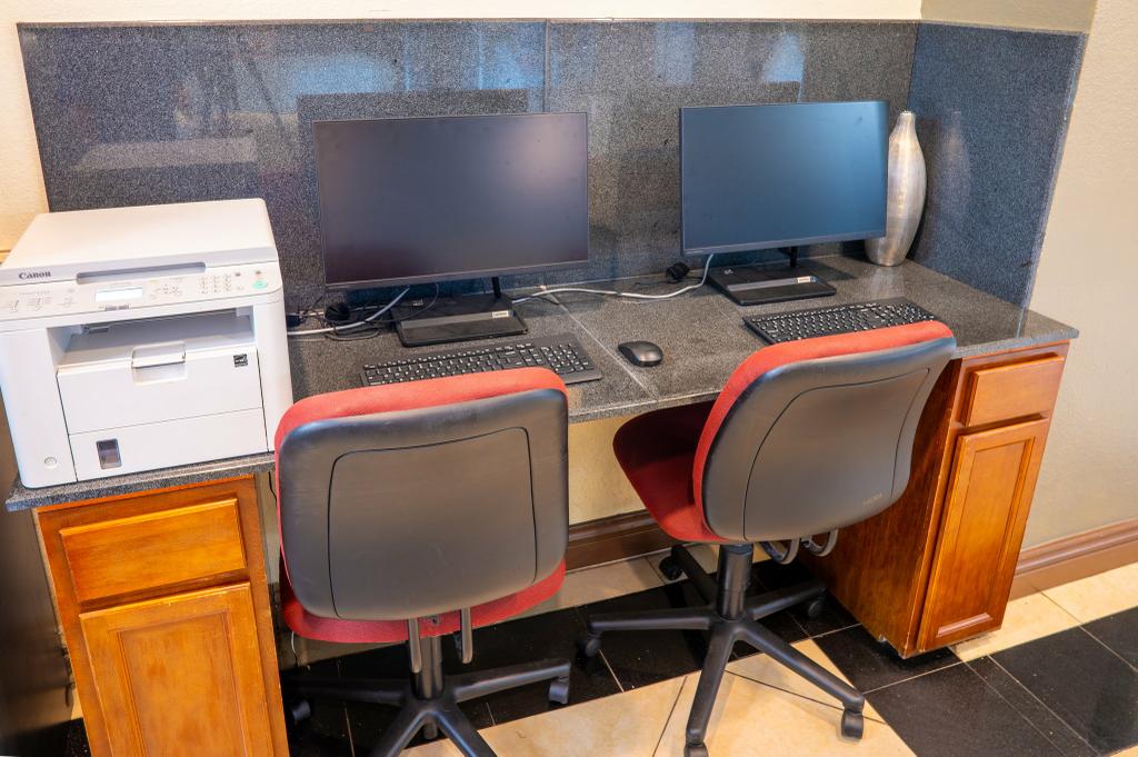  by Holiday Inn Orlando East - Ucf Area by IHG