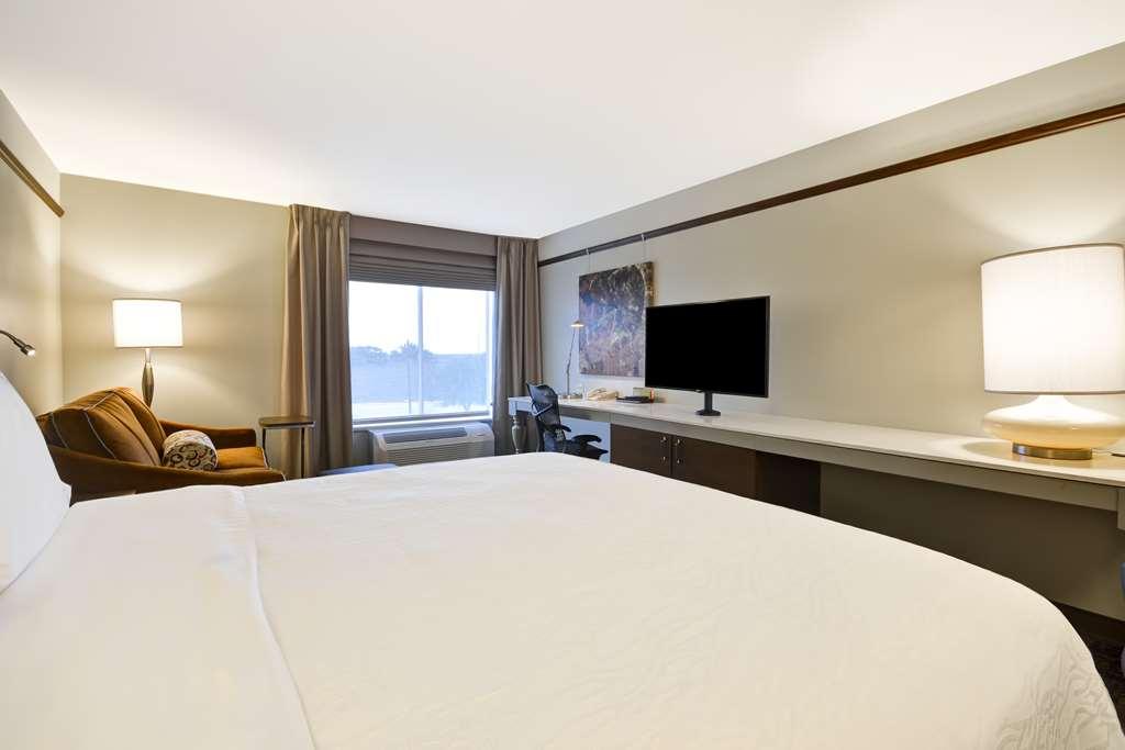 Guest room by Hilton Garden Inn Austin/Round Rock