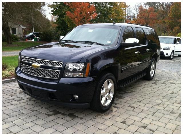 suburban1 by AutoGroomerPros - Mobile Auto Detailing