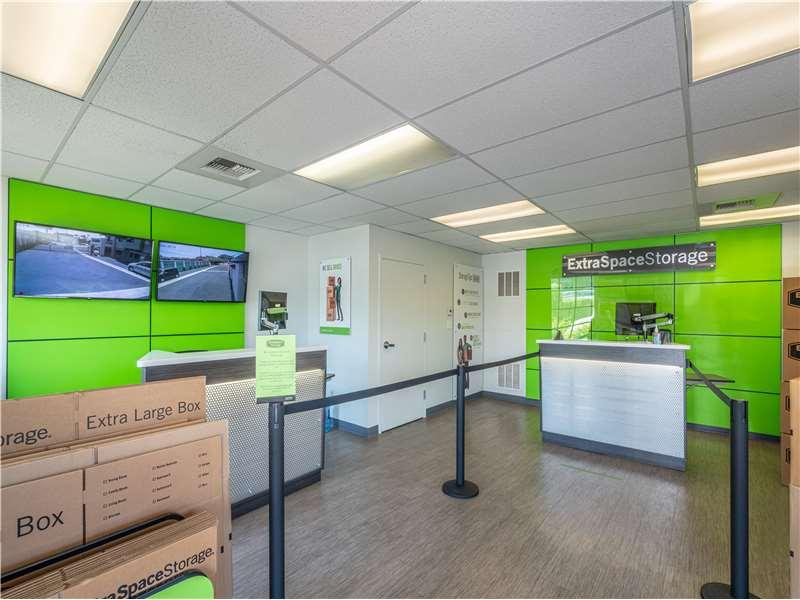 Extra Space Storage Whittier CA 90606 5624636900 Storage