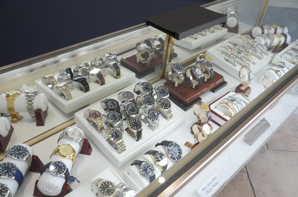  by Brock's Jewelers