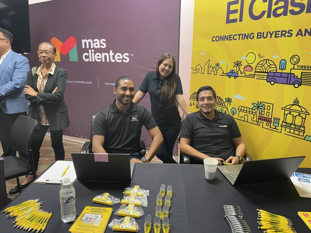 Mas Clientes - Team by Mas Clientes - Digital Marketing by El Clasificado