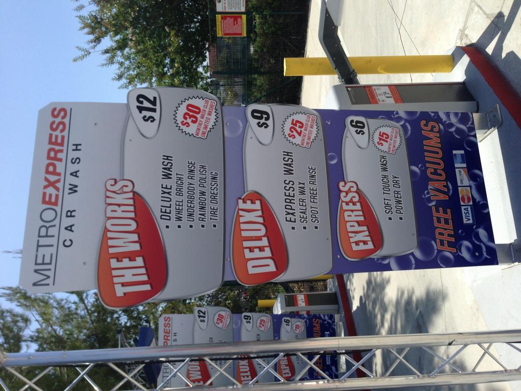 Pictures for Metro Express Car Wash in Reseda, CA 91335 Car Washes