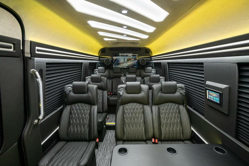  by Fox Limousine