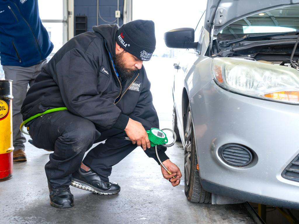  by Strickland Brothers 10 Minute Oil Change