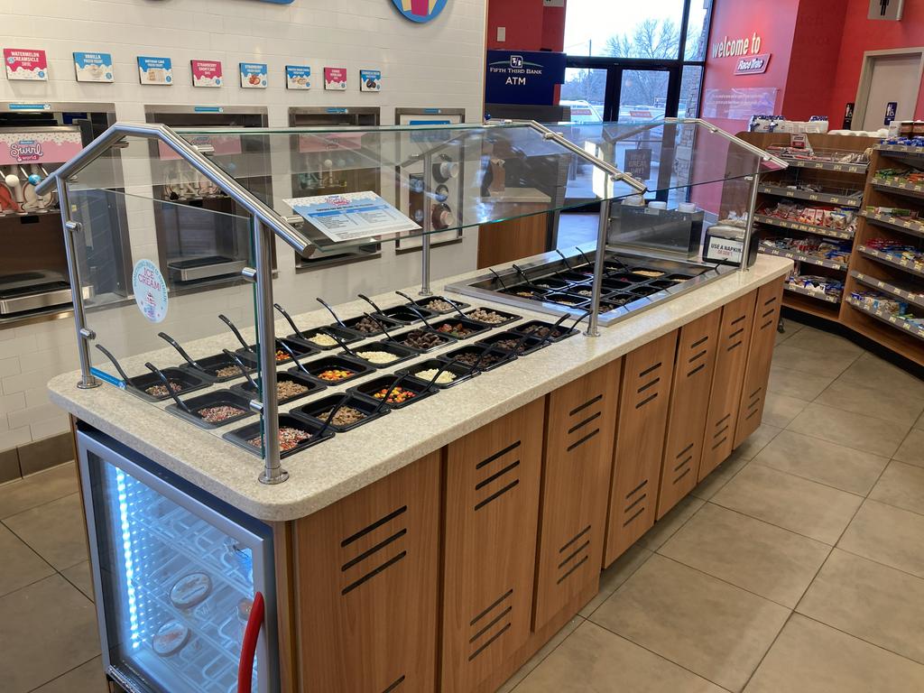 frozen-yogurt-toppings by RaceTrac