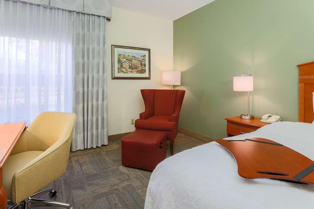 Guest room by Hampton Inn Lexington South-Keeneland/Airport