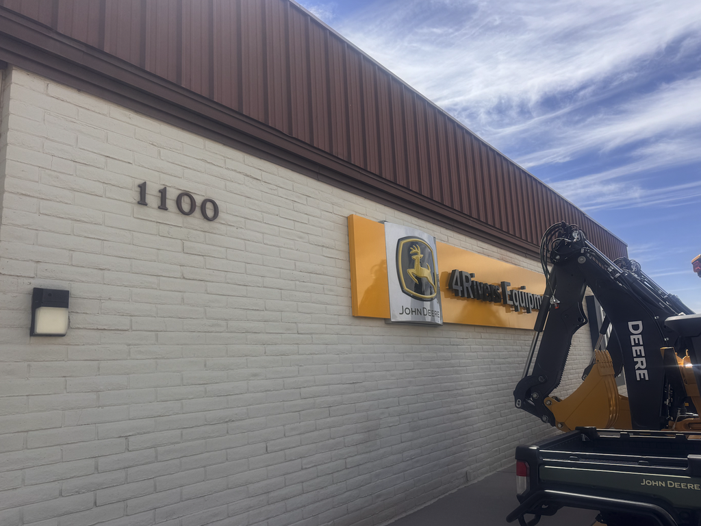  by 4Rivers Equipment