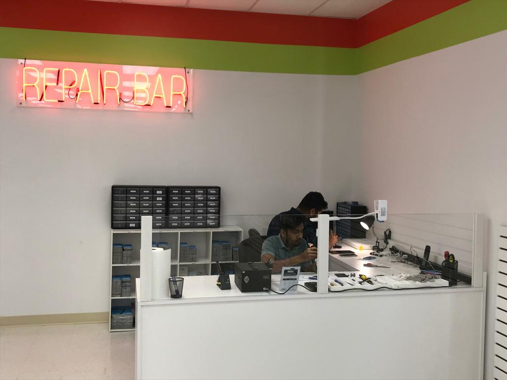  by Phone City Largo - iPhone Screen Repair/iPad Repair & Samsung Galaxy  Phone Fixing Store