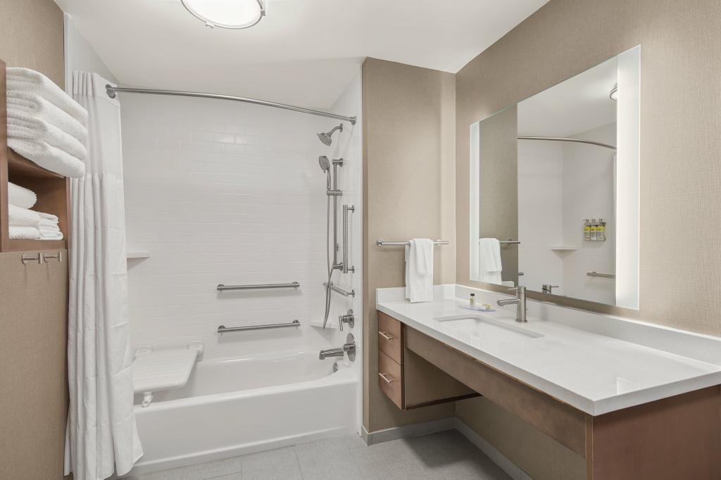  by Staybridge Suites Florence - Center by IHG