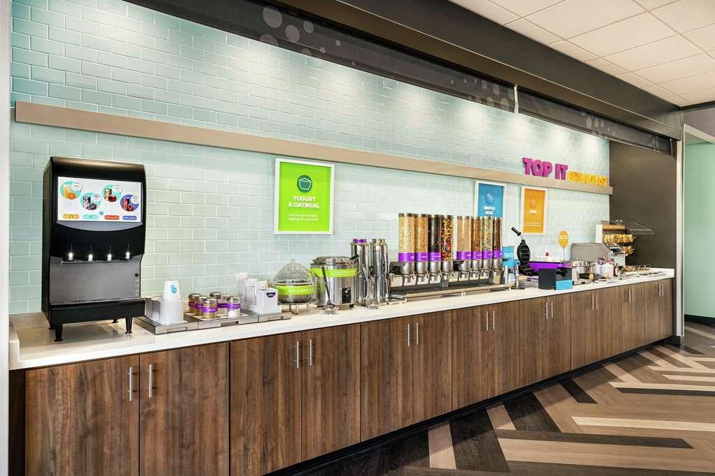 Restaurant by Tru by Hilton Florence I-95