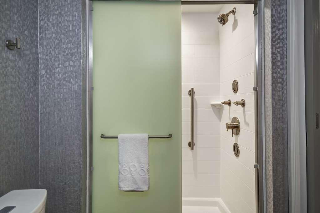 Guest room bath by Home2 Suites by Hilton Georgetown