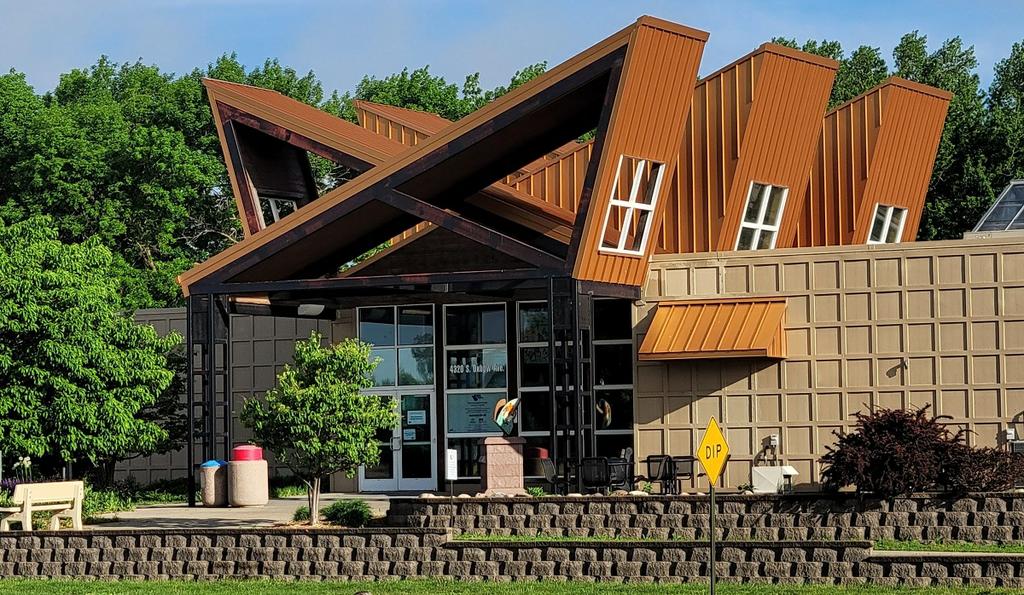 Butterfly House & Aquarium at 15 minutes drive to the west of Kusek Family & Implant Dentistry Sioux Falls SD Butterfly House & Aquarium at 15 minutes drive to the west of Kusek Family & Implant Dentistry Sioux Falls SD