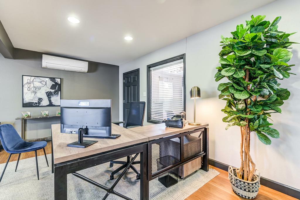 ReNew Highland Park Apartment Homes Midland TX 79705 8665452748