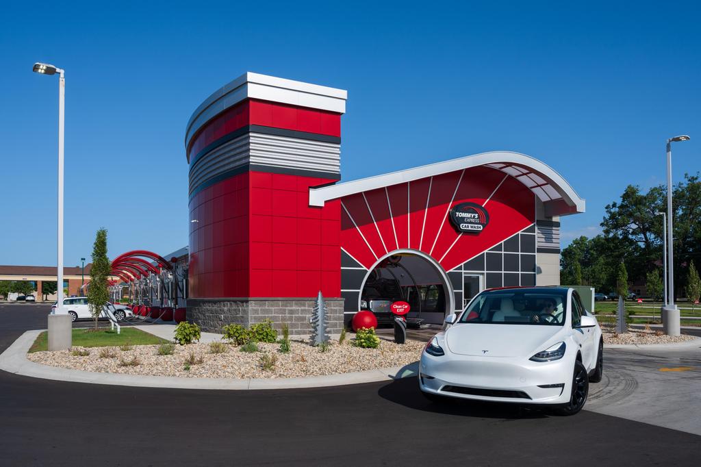 Tommy's Express Car Wash Overland Park KS 66207 8168959300