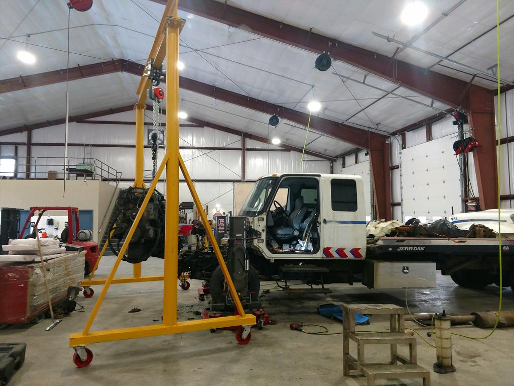 Vinny's Truck Repair & Towing - Hagerstown MD 21740 | 301-895-7777
