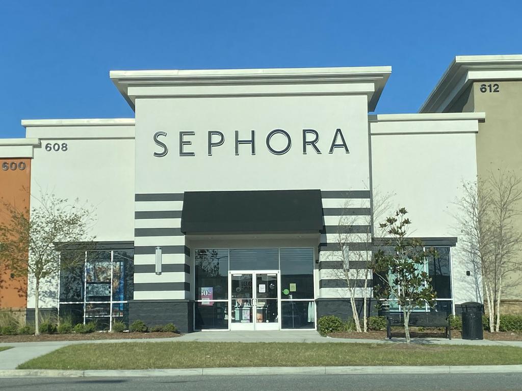  by SEPHORA
