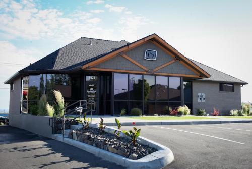  by Family First Dental - Deschutes