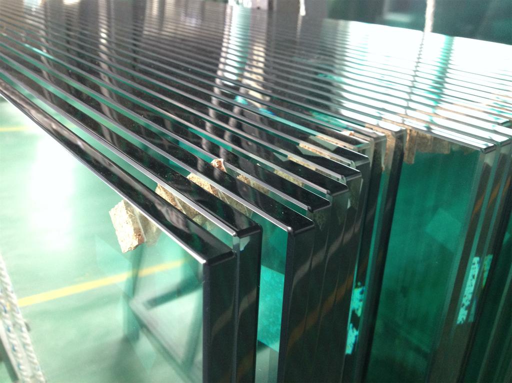 Glass Cutting - CLG 4 by CLG - Crystal Lake GLass