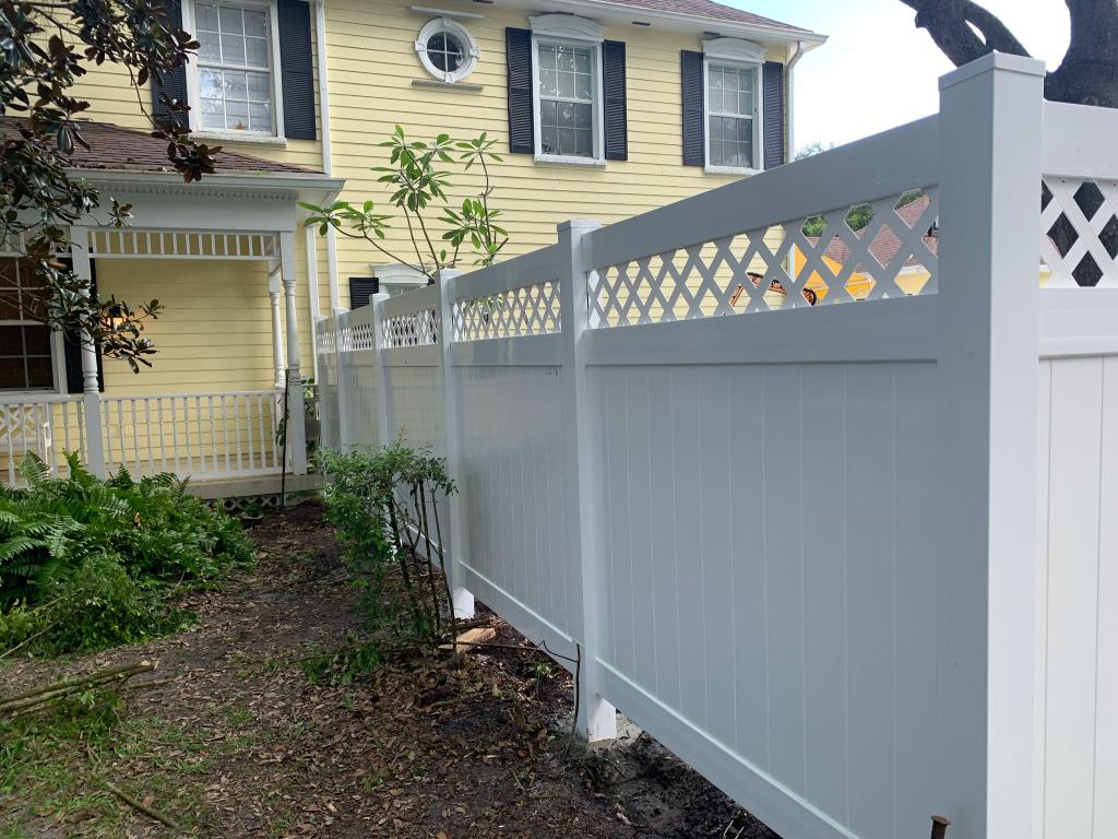  by Fence Builders Miami