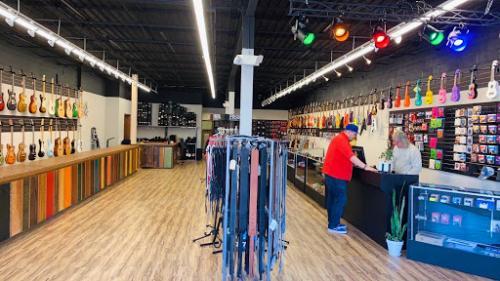  by Guitars USA Music Store
