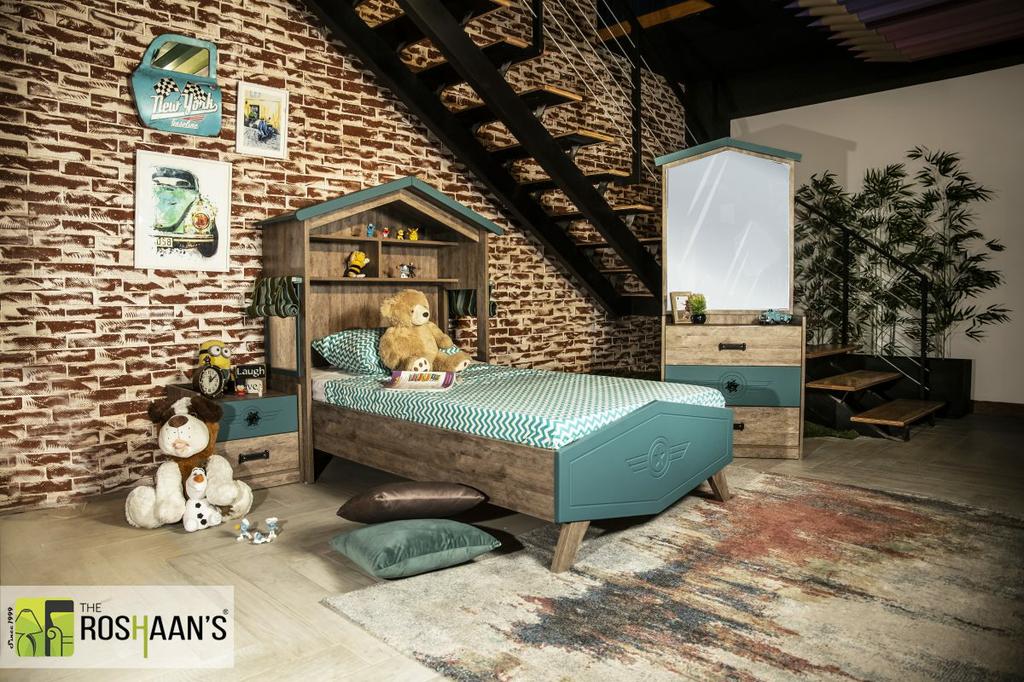 Camp-bed-2-1200x800 by Media Feathers