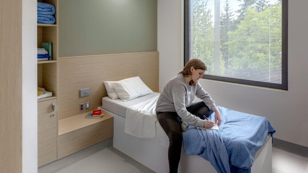 Mental Health Facilities by  Maggie De