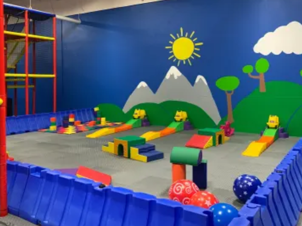  by Discovery Zone