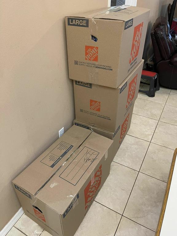  by Dudes Who Move LLC