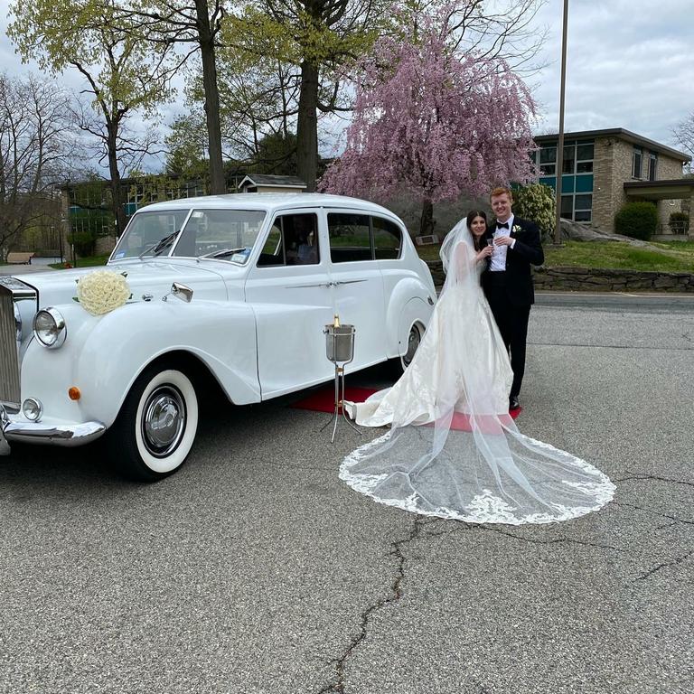  by Hi-Q Executive Transportation