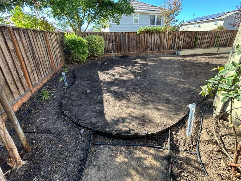  by Tracy Landscape Inc