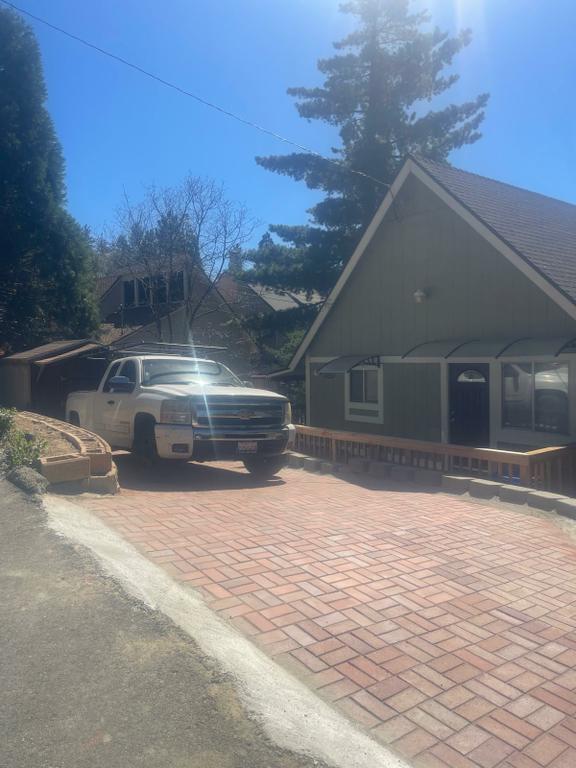  by Zuletass Tree Services Corp