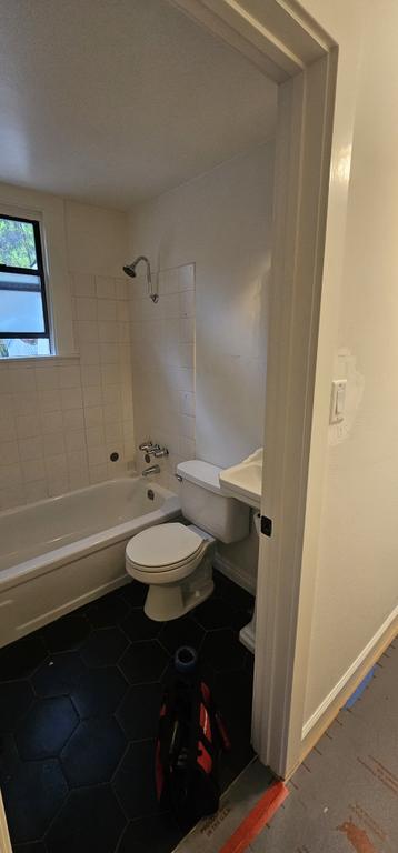  by AU Gold Construction INC