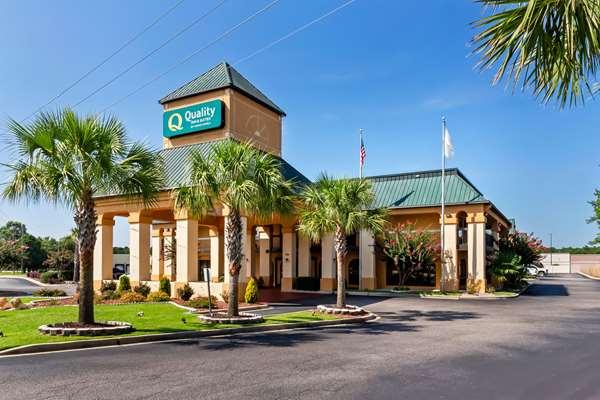  by Quality Inn & Suites Florence Civic Center