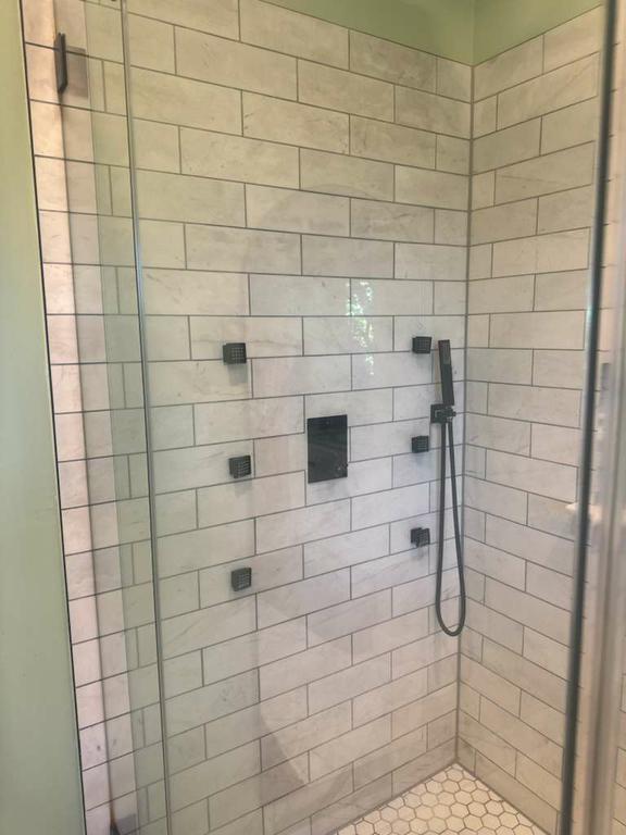 by Rocha Tile Llc