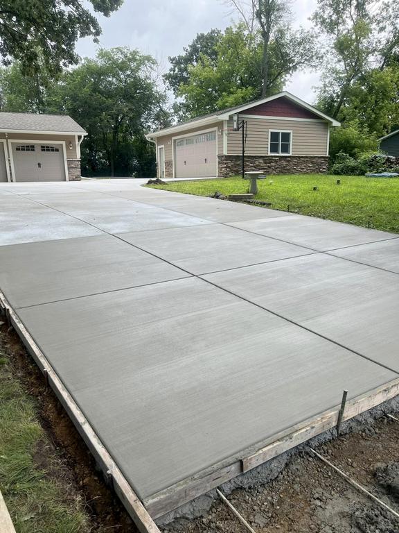  by Leal Concrete Contractors